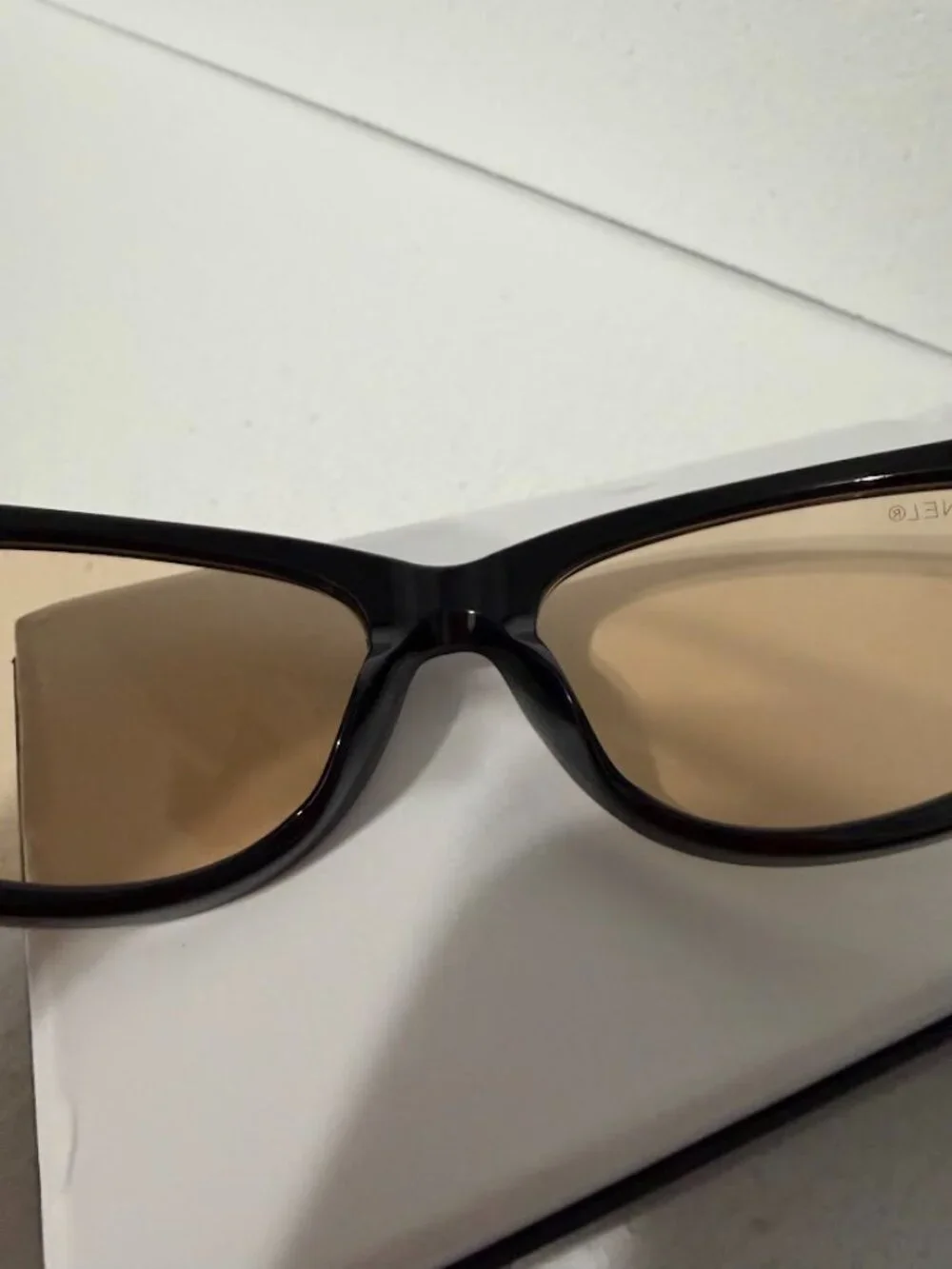 Black Oval Wrap Sunglasses Brown Lenses Gold Logo Detail 63-20-115